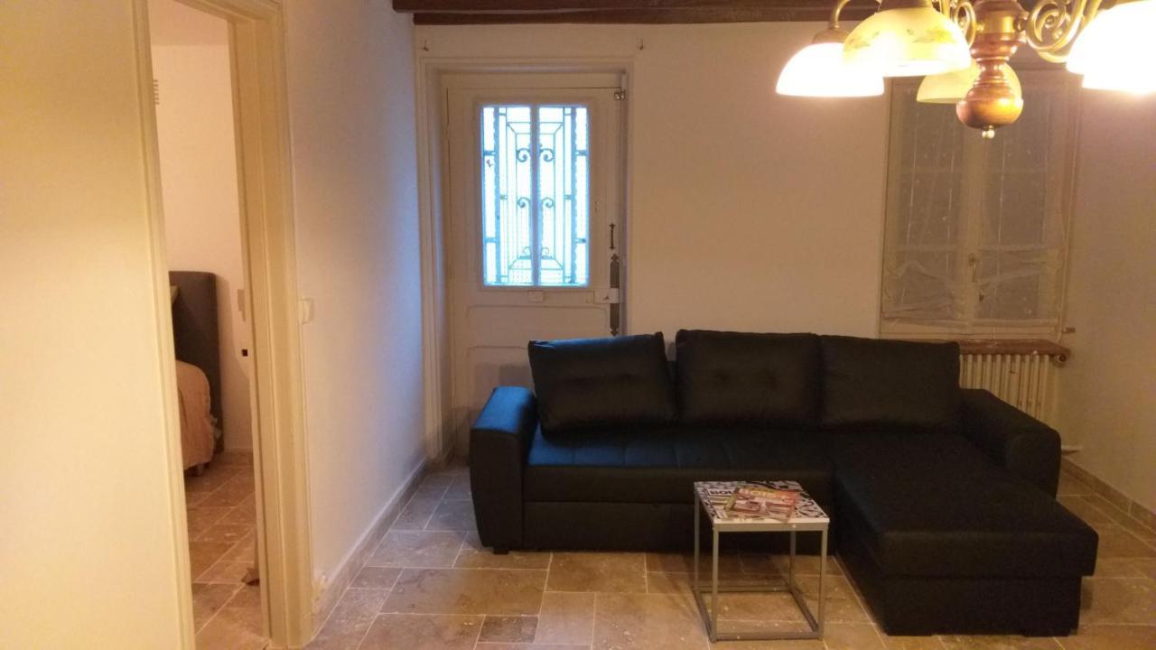 Le Gite Au Pied Du Chateau De Chaumont Екстериор снимка
